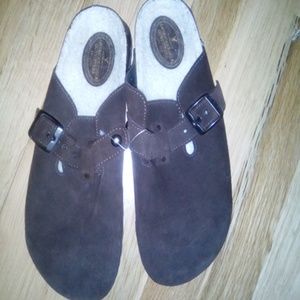 Brand new American eagle outfitters slippers